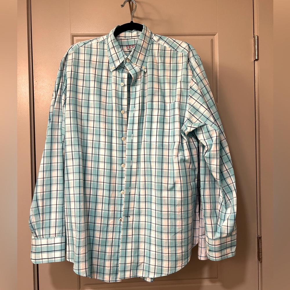 Izod men’s button down dress shirt